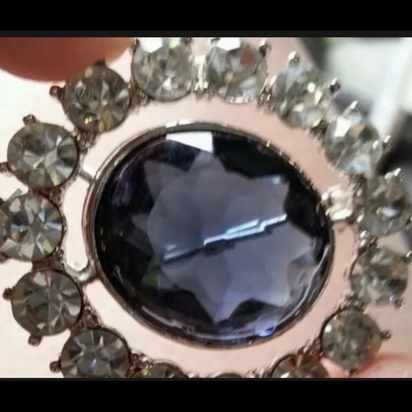 KENNETH J LANE BLUE GLASS HOPE DIAMOND REPLICA BROOCH PIN ROYAL - Picture 6 of 8